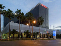 洛杉矶机场希尔顿酒店（ Hilton Los Angeles Airport）